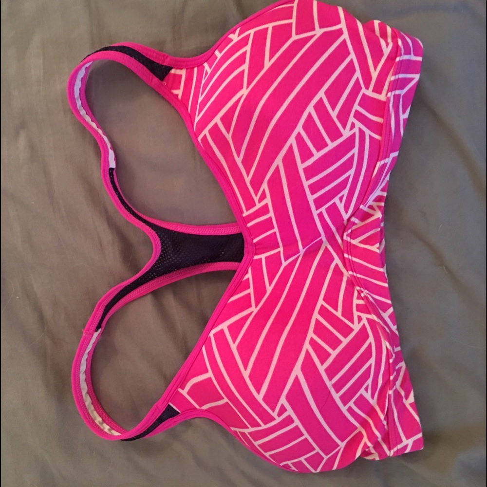 Sports bra